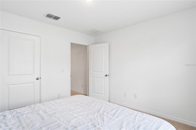 Building Photo - 14984 Windflower Aly