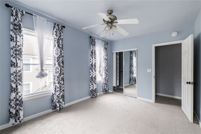 Building Photo - 7 Beardsley St