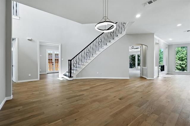 Building Photo - 8220 Misty Shores Ln