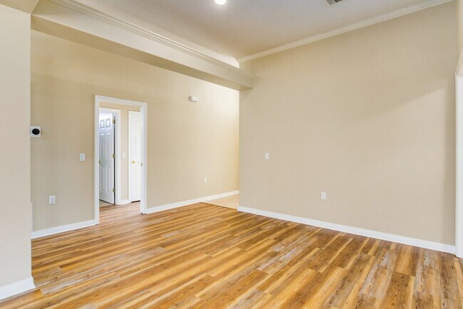Building Photo - 3377 Marcus Pointe Blvd