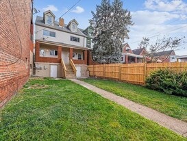 Building Photo - 815 Monongahela Ave