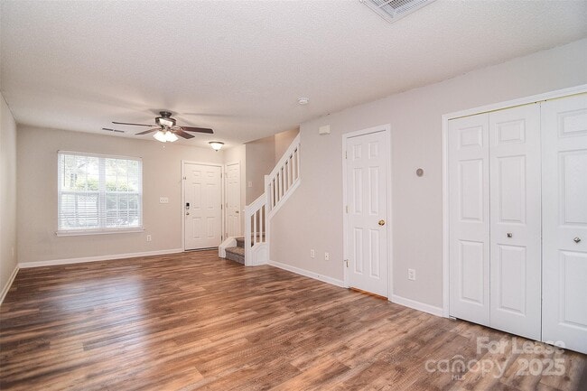 Building Photo - 158 Portestown Way