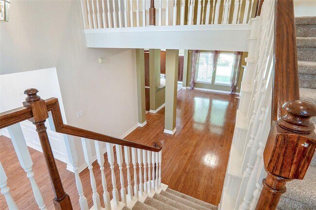 Building Photo - 5534 Chesapeake Pl