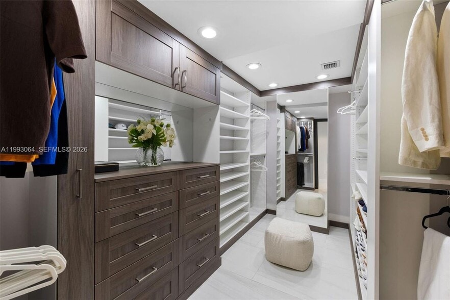 Building Photo - 1180 N Federal Hwy