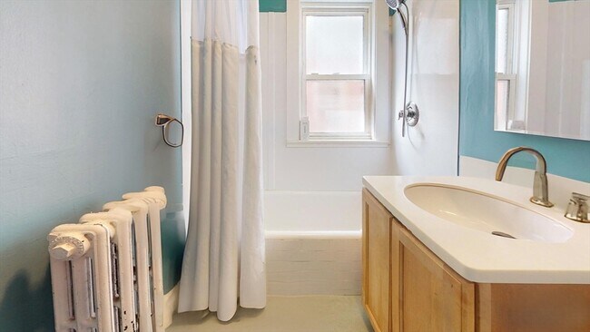 Building Photo - 95 Jamaica St