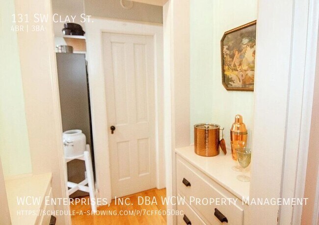 Building Photo - 131 SW Clay St