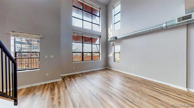 Building Photo - 2033 W 30th Ave