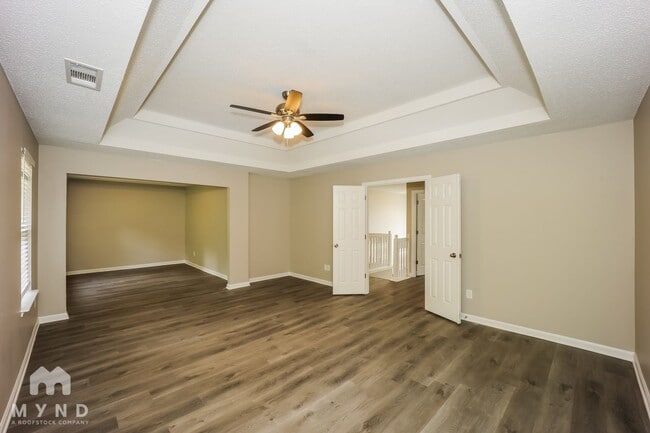 Building Photo - 11640 Registry Blvd