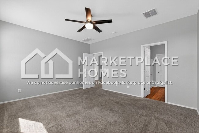 Building Photo - 5309 S 18th Pl