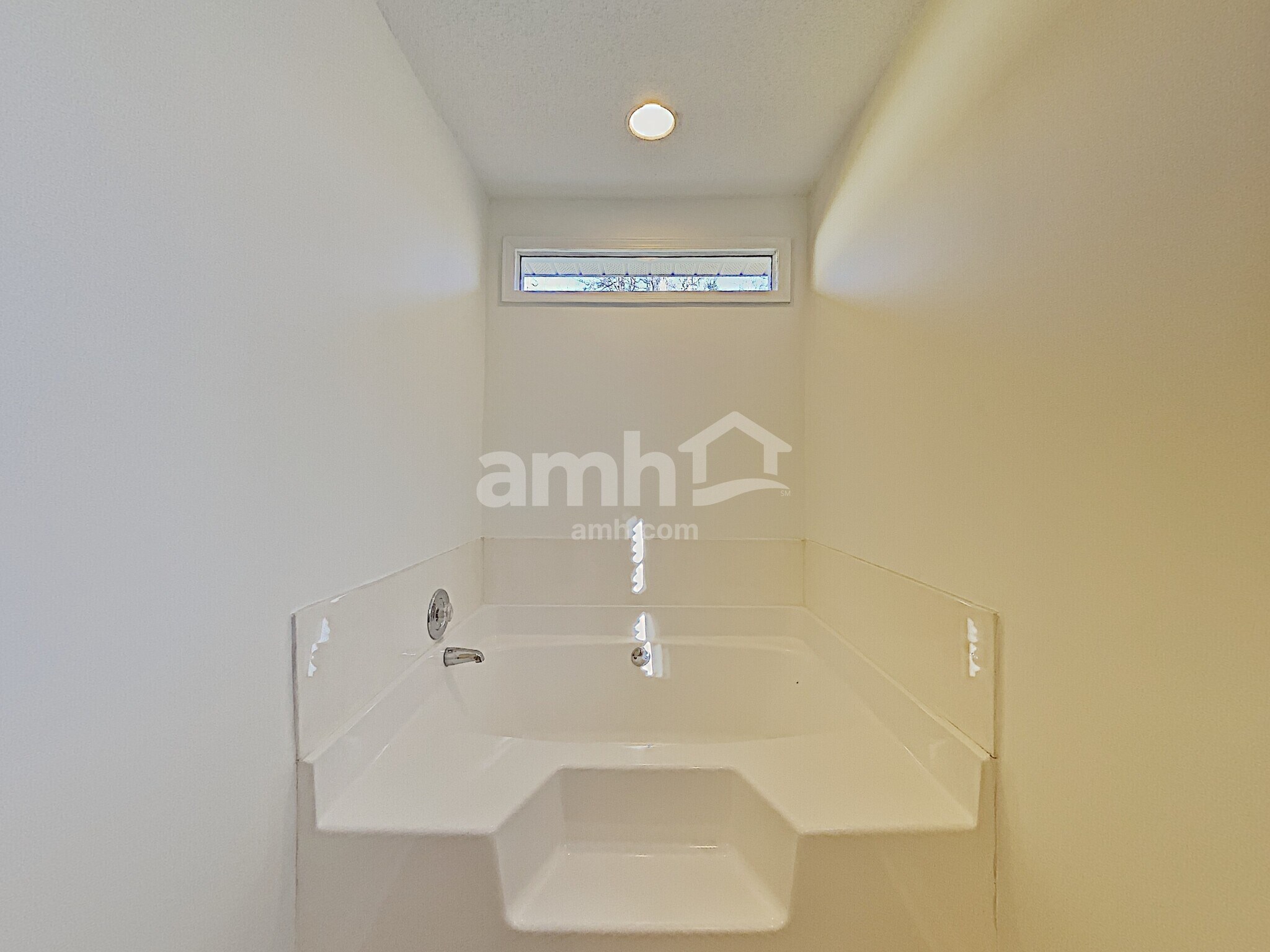 Building Photo - 4125 Medford Dr NW