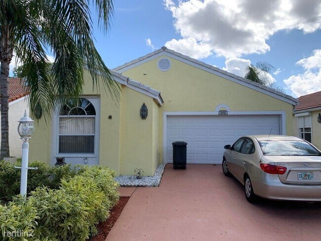 Building Photo - 3 br, 2 bath House - 202 Wedgewood Cir