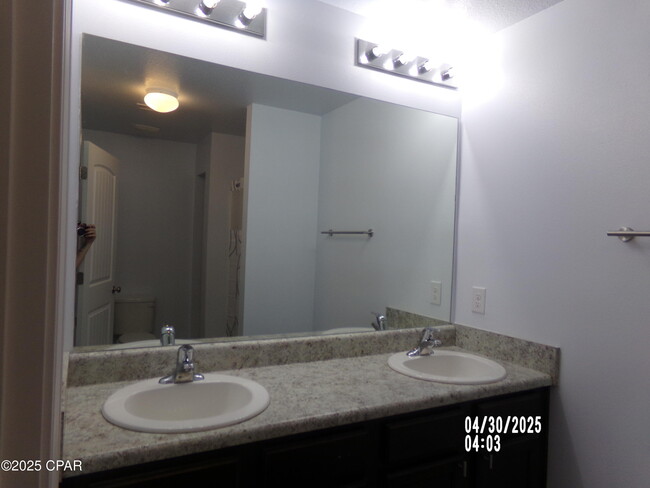 Building Photo - 5836 Callaway Cir