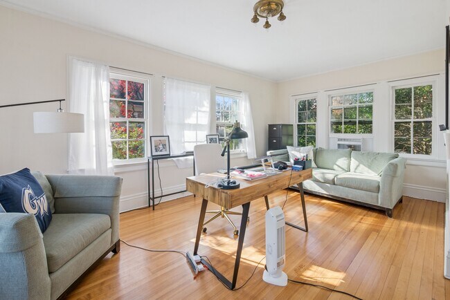 Building Photo - 258 Ridgewood Ave