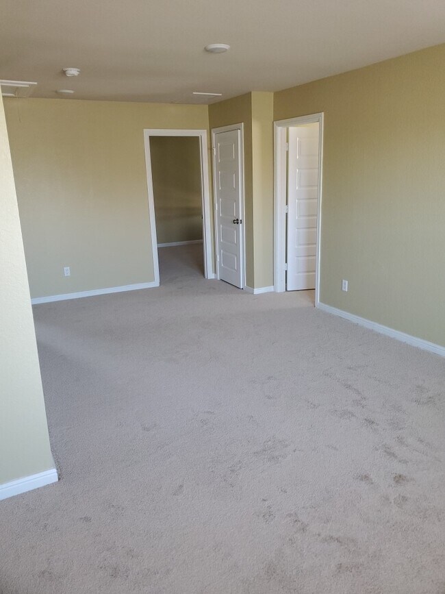 Building Photo - 8119 Bellwick Bay Ct