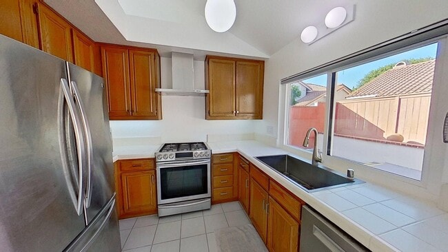 Building Photo - 11 Via Bellorita: Charming 2 Bed 2 Bath Ho...