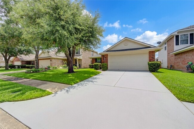 Building Photo - 20003 Parkstone Bend Ln