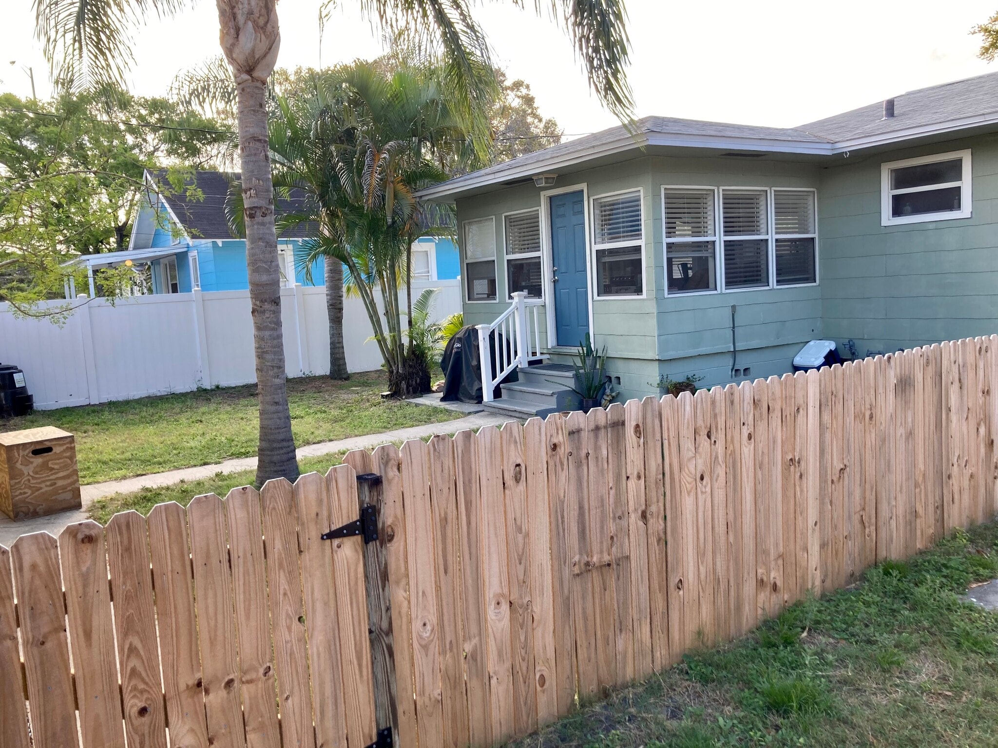 Backyard - 2121 8th Ave N