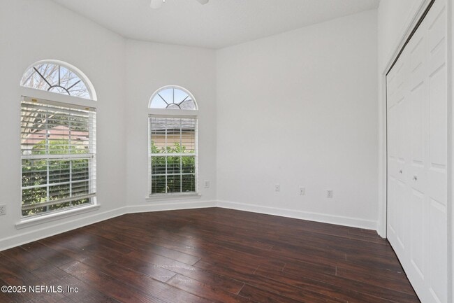 Building Photo - 10008 Sifton Ct