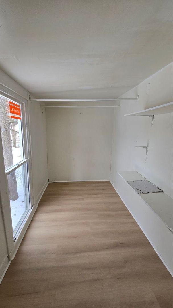 Building Photo - 4 bedroom | section 8/EDEN/ cash welcomed