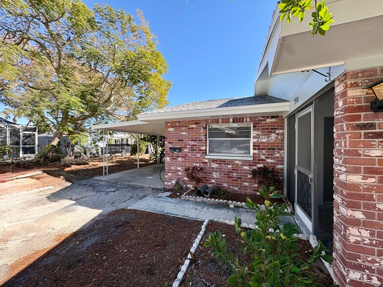 Building Photo - 153 New York Ave