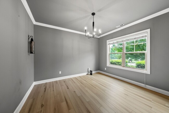 Building Photo - 3537 Bunting Dr