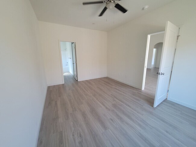 Building Photo - 8414 Grandy St