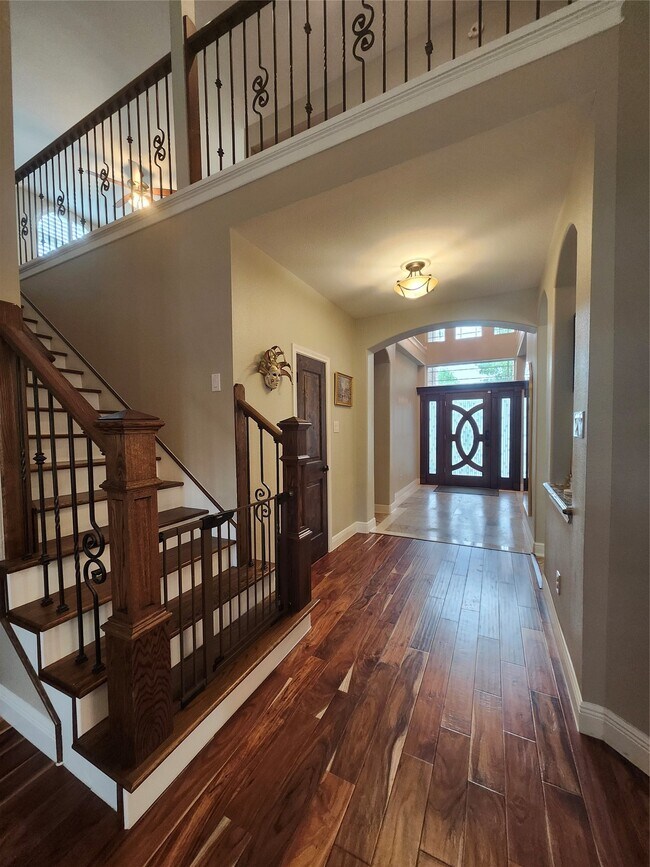 Building Photo - 14422 Light Falls Ct