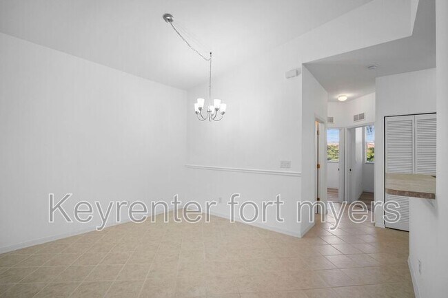 Building Photo - 4241 Bellasol Cir