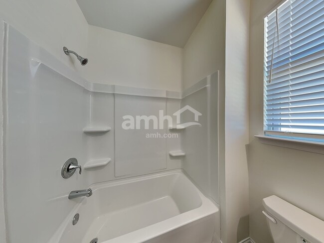 Building Photo - 5243 Blue Mountain Dr