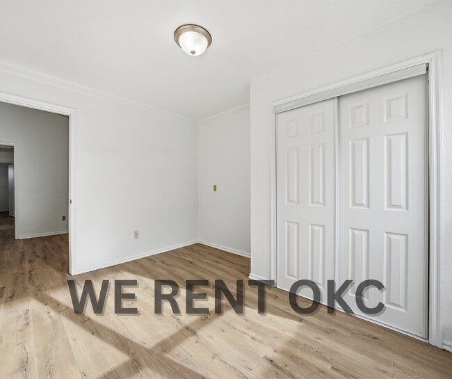 Building Photo - 12021 Moon Beam Dr