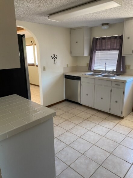 Building Photo - 3617 Tom Watson Dr