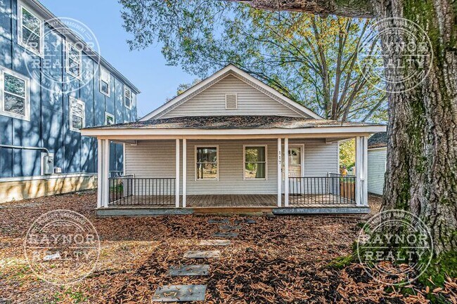 Primary Photo - 117 S Briggs Ave