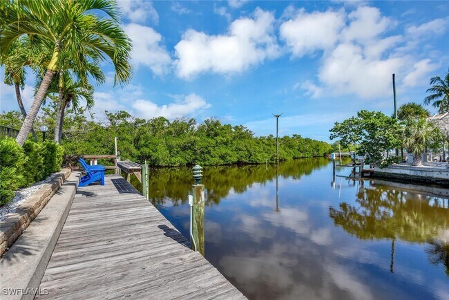 Building Photo - 5220 Bonita Beach Rd SW