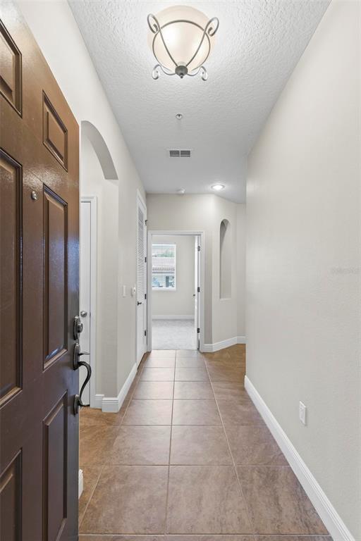 Building Photo - 45 Riverview Bend S