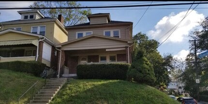 Building Photo - 2235 Saranac Ave