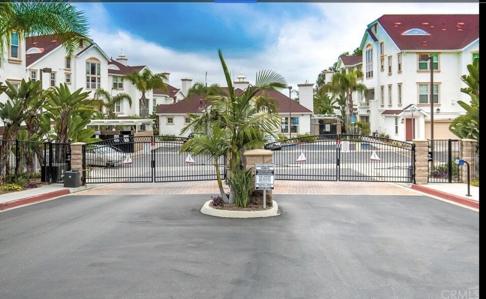 Gated and Night Security - 820 Harbor Cliff Way