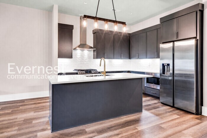 Building Photo - 1084 Noble Lp