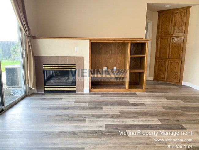 Building Photo - 1347 Hartley Way