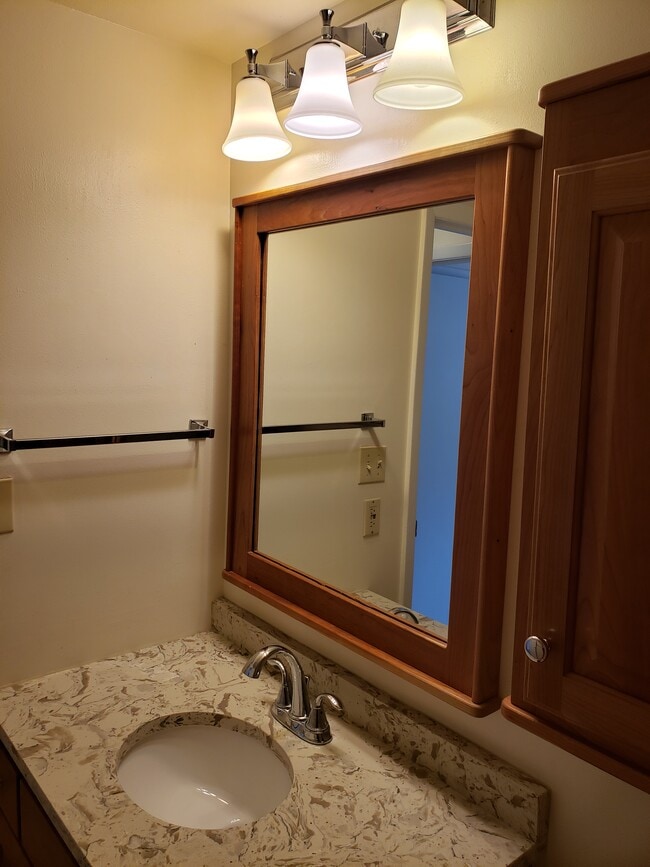 Building Photo - Wood Ridge Apartments