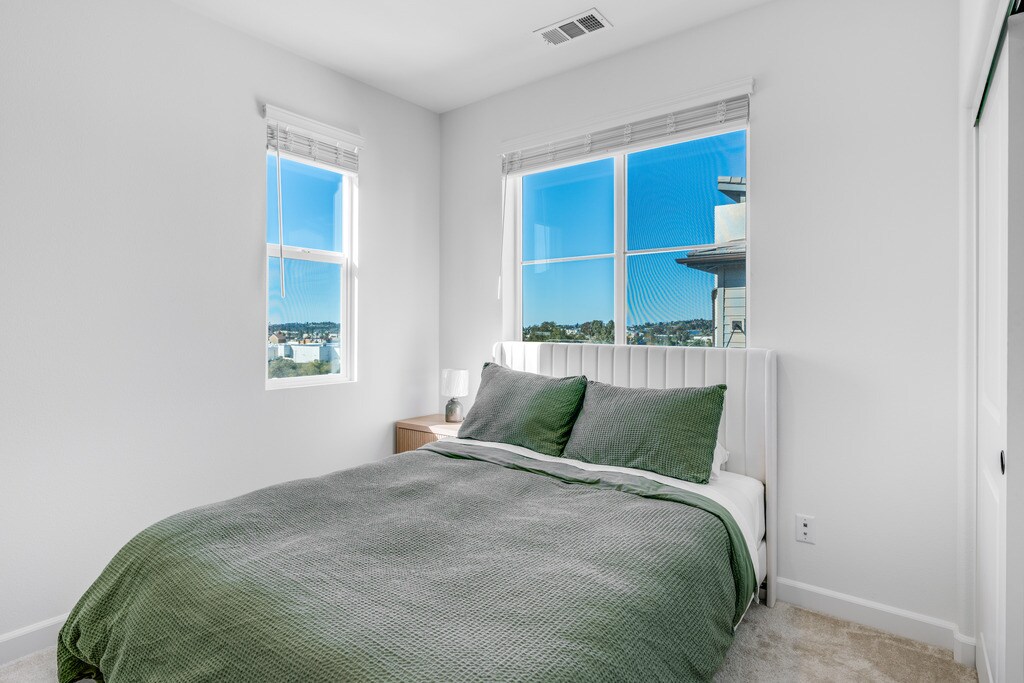 Building Photo - 414 Caliper Way