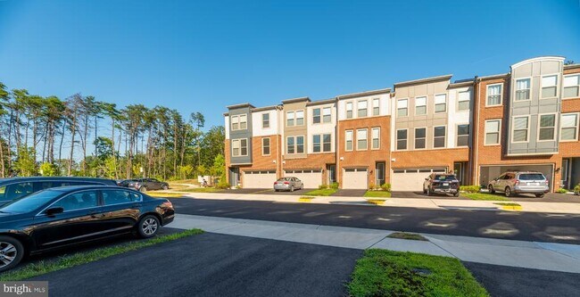 Building Photo - 42409 S Dogwood St