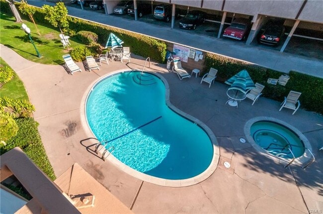 Building Photo - Modern Lomita Condo with Central A/C & Heat