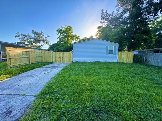Building Photo - 4311 Savannah St