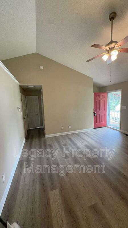 Building Photo - 4509 Wolftrap Rd