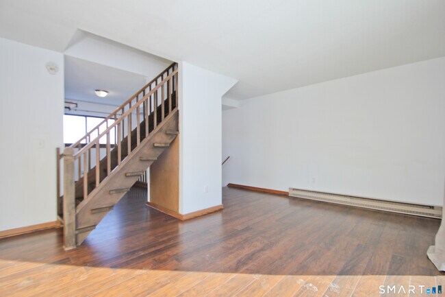 Building Photo - 29 Salmon Run