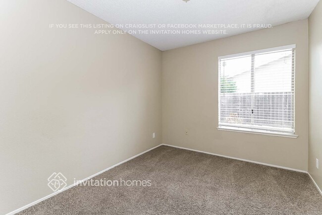 Building Photo - 4360 Armadale Way
