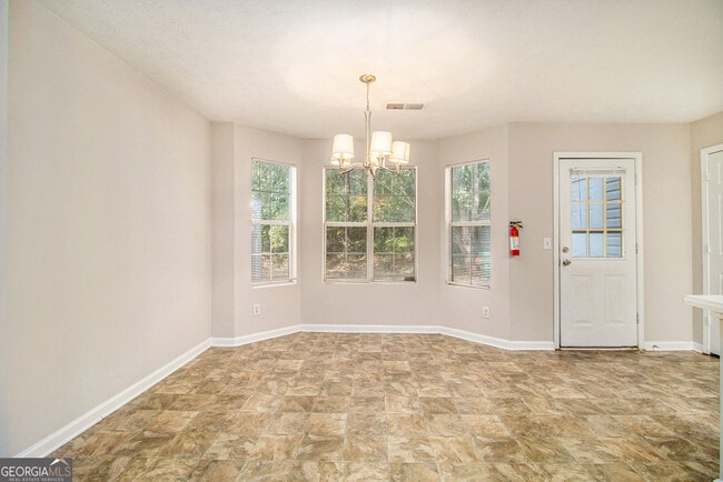 Building Photo - 5570 Fair Creek Way