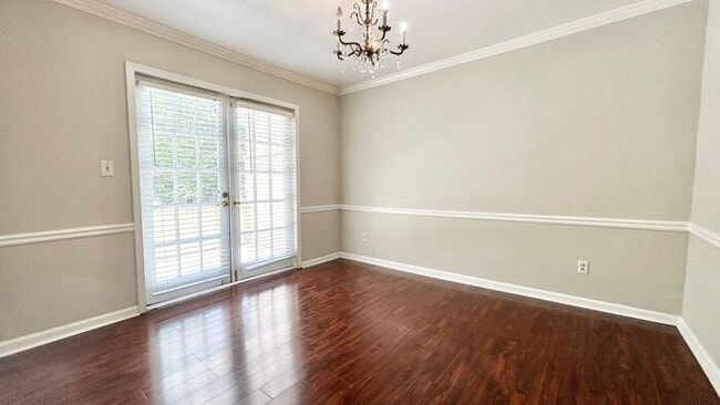 Building Photo - Rare Cross Creek 2 Bedroom-2.5 Bathroom Townhouse, Available NOW!