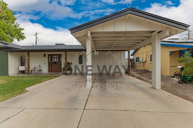 Building Photo - 107 S Catalina St