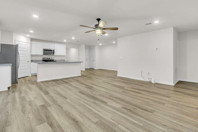 Building Photo - 3021 Jane Ln